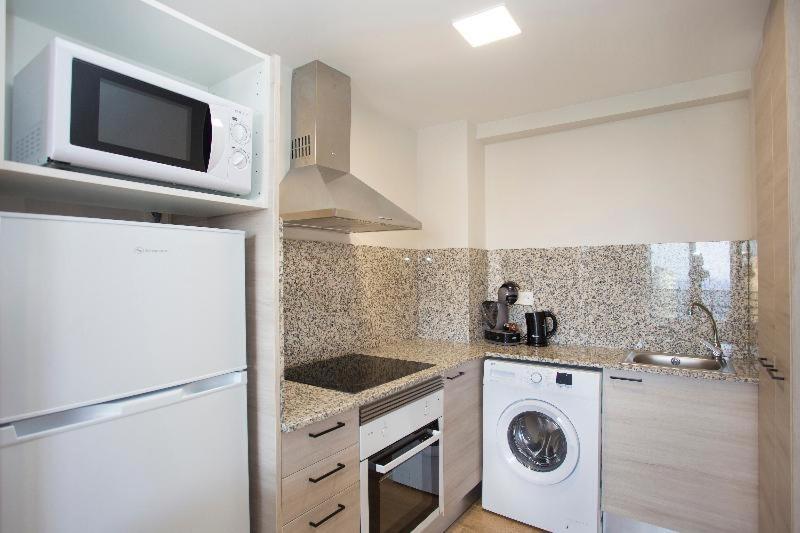 Apartamentos Maryciel By Mc Benidorm Rom bilde